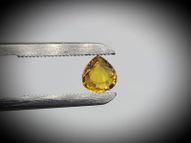 Yellow-orange sapphire 0.90 ct 6.3х6 mm