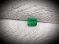 Emerald 0.92 ct 6 х 4.8 mm