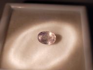 UNheated light yellow sapphire 1.37 ct 7.3х5.3 mm (color change)