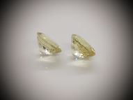 Pair of golden labrador 9.89 ct 12.2 х 10.2 mm