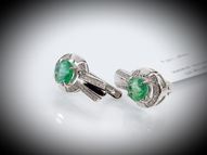 Earrings with emeralds and diamonds