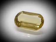 Lemon quartz 23.39 ct 26 х 14.6 mm