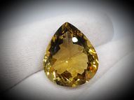 Citrine pear 26.75 ct 24 х 20 mm