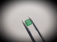 Emerald 0.88 ct 5.6x5.1 mm