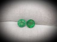 Round emerald pair 1.86 ct 6.4 mm