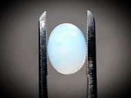 Opal 3.75 ct 12.7 х 9.6 mm