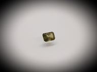 UNheated greenish yellow sapphire octagon 0.62 ct 5.5х4 mm (color change)