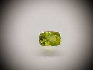 Sphene 0.87 ct 7x4.8 mm