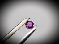 Unheated round pink sapphire 0.56 ct 5 mm