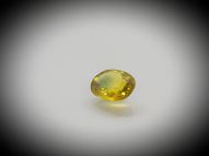 Yellow with blue sapphire 1.01 ct 6.7х5.4 mm