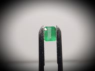 Emerald 0.92 ct 6 х 4.8 mm