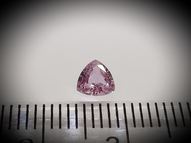 Unheated pink sapphire 0.41 ct 5x5 mm