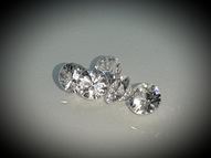 White zircons 5 pcs. 3.28 ct 5.1 mm