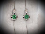 Earrings with emeralds and diamonds